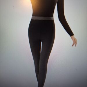 Women's Black Thermal Set